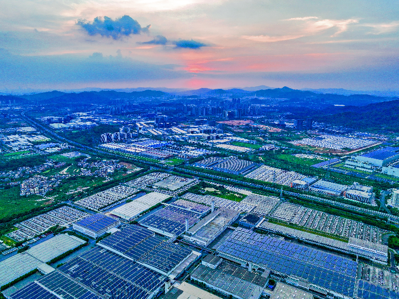 《节能光伏发电》增城区新塘荔新路（2023年7月罗国辉摄）.JPG