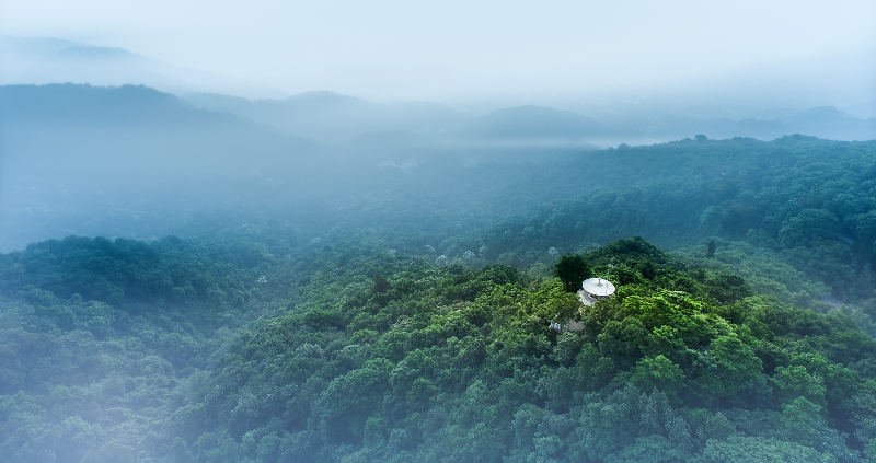 2-白云山顶 摩星岭俯瞰.jpg