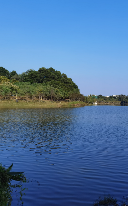 大学城中心湖